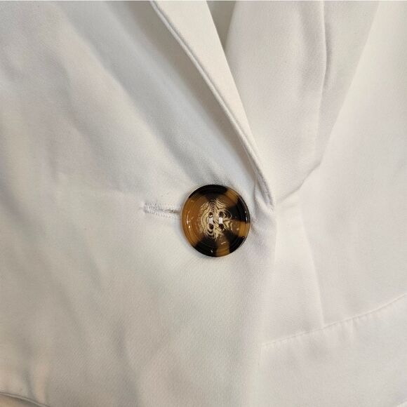 NWT Elagia White Bridal Elegant Tuxedo Tailored One-Button Jumpsuit Romper L - Picture 12 of 14